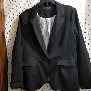 Black jacket that you can wear with pants